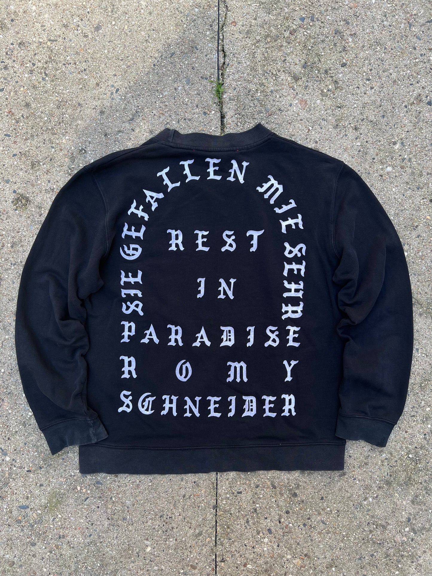 032c "Romy Schneider Memorial" Crewneck