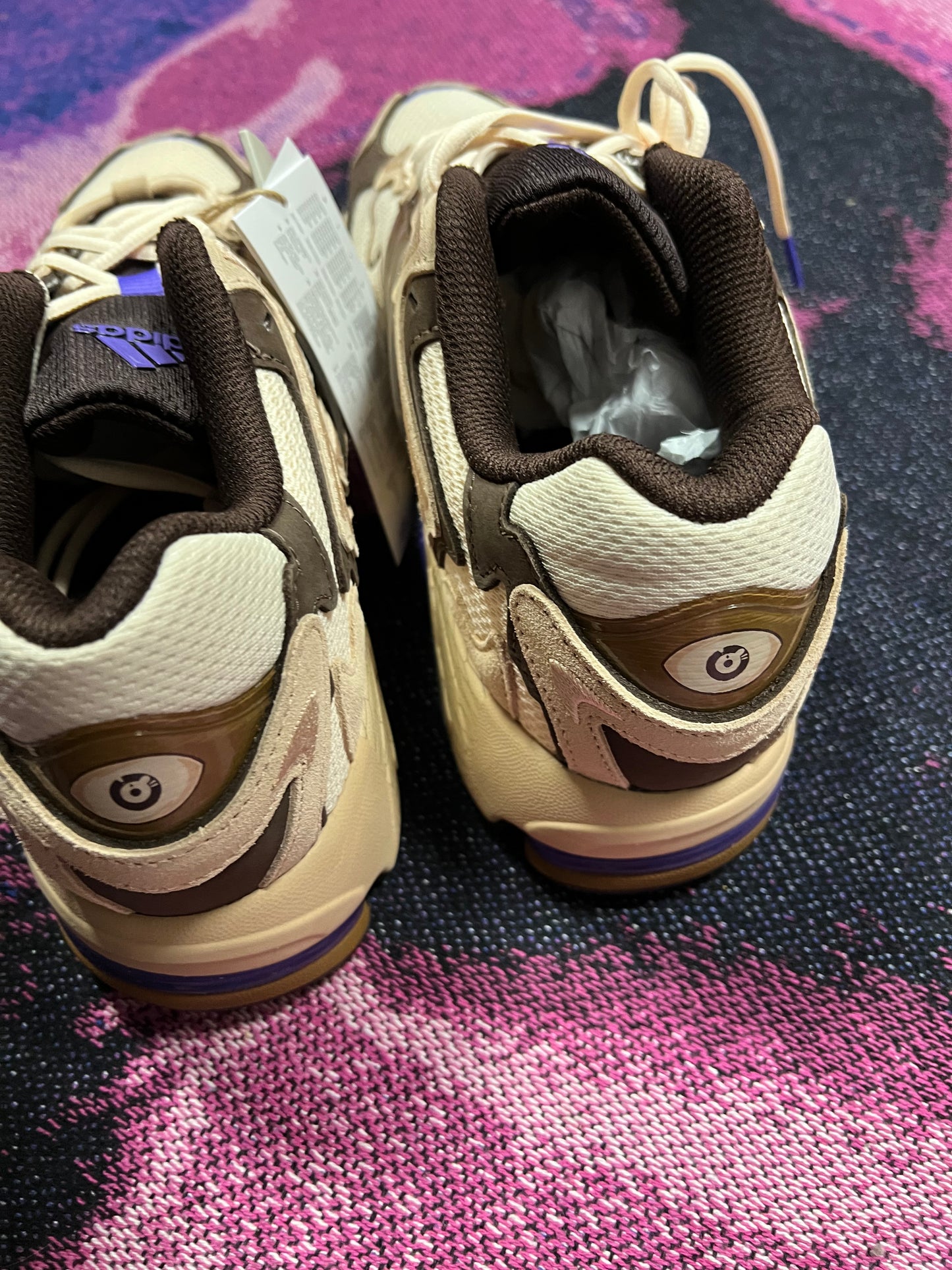 adidas Response CL Bad Bunny Paso Fino
