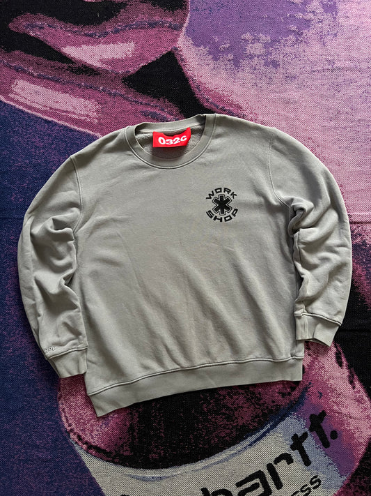 032c Crewneck