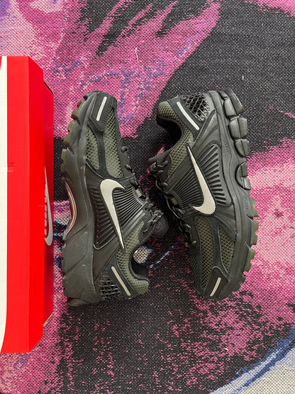 Nike Vomero 5 Black