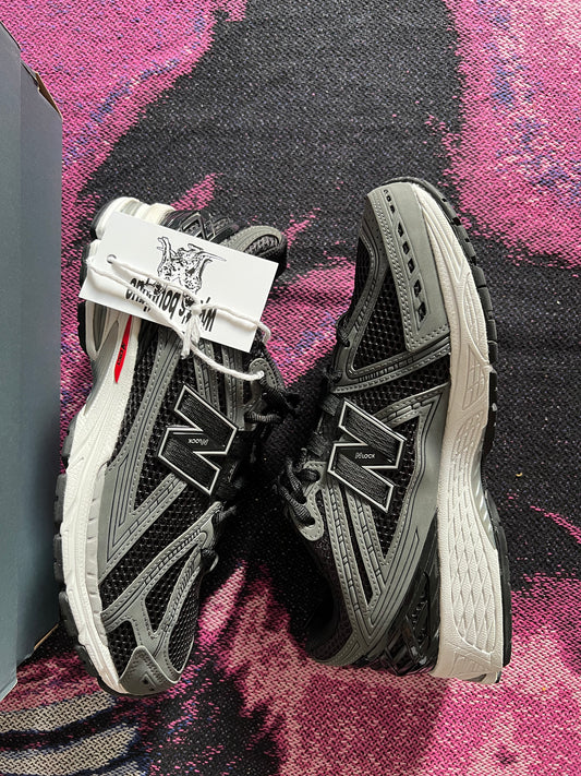 New Balance 1906 Grey
