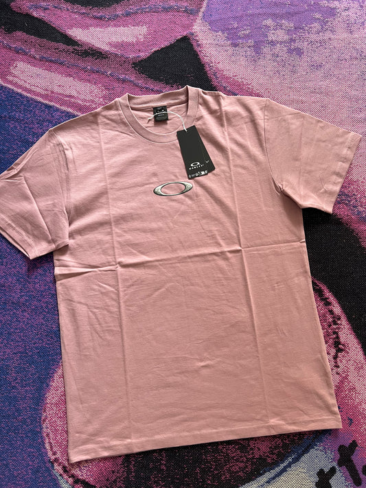 Oakley T-shirt