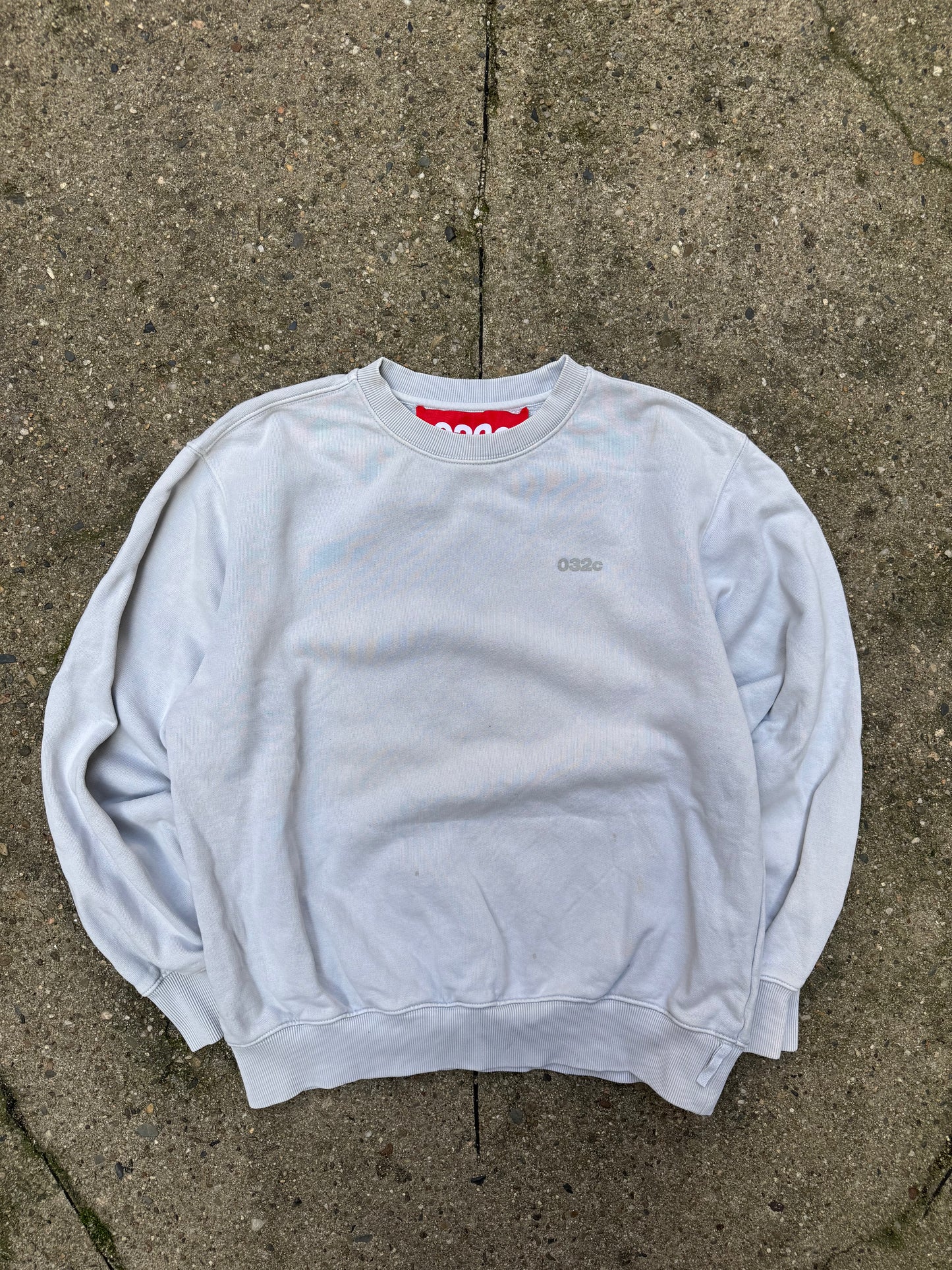 032c Heat Sensitive Crewneck