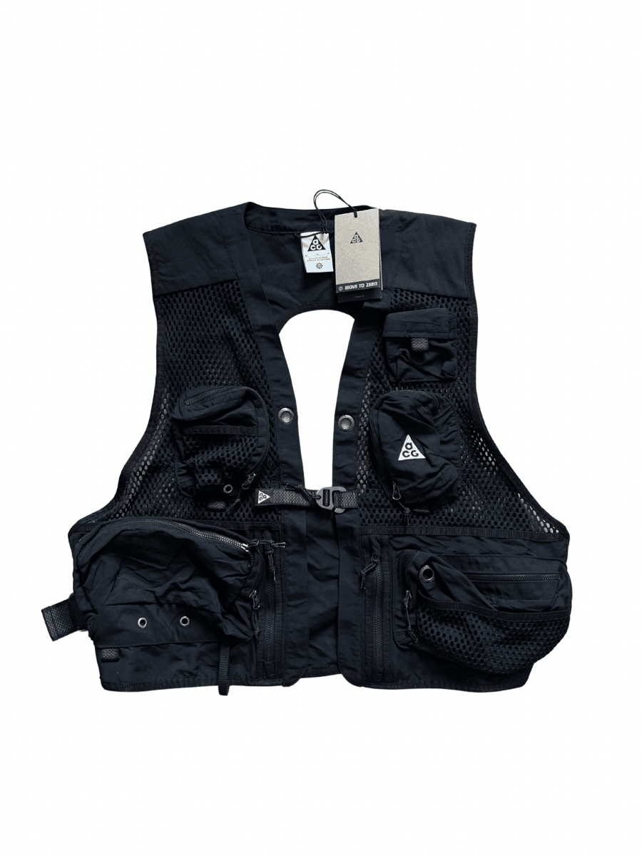 Nike ACG Vest - Wyat’s Boutique