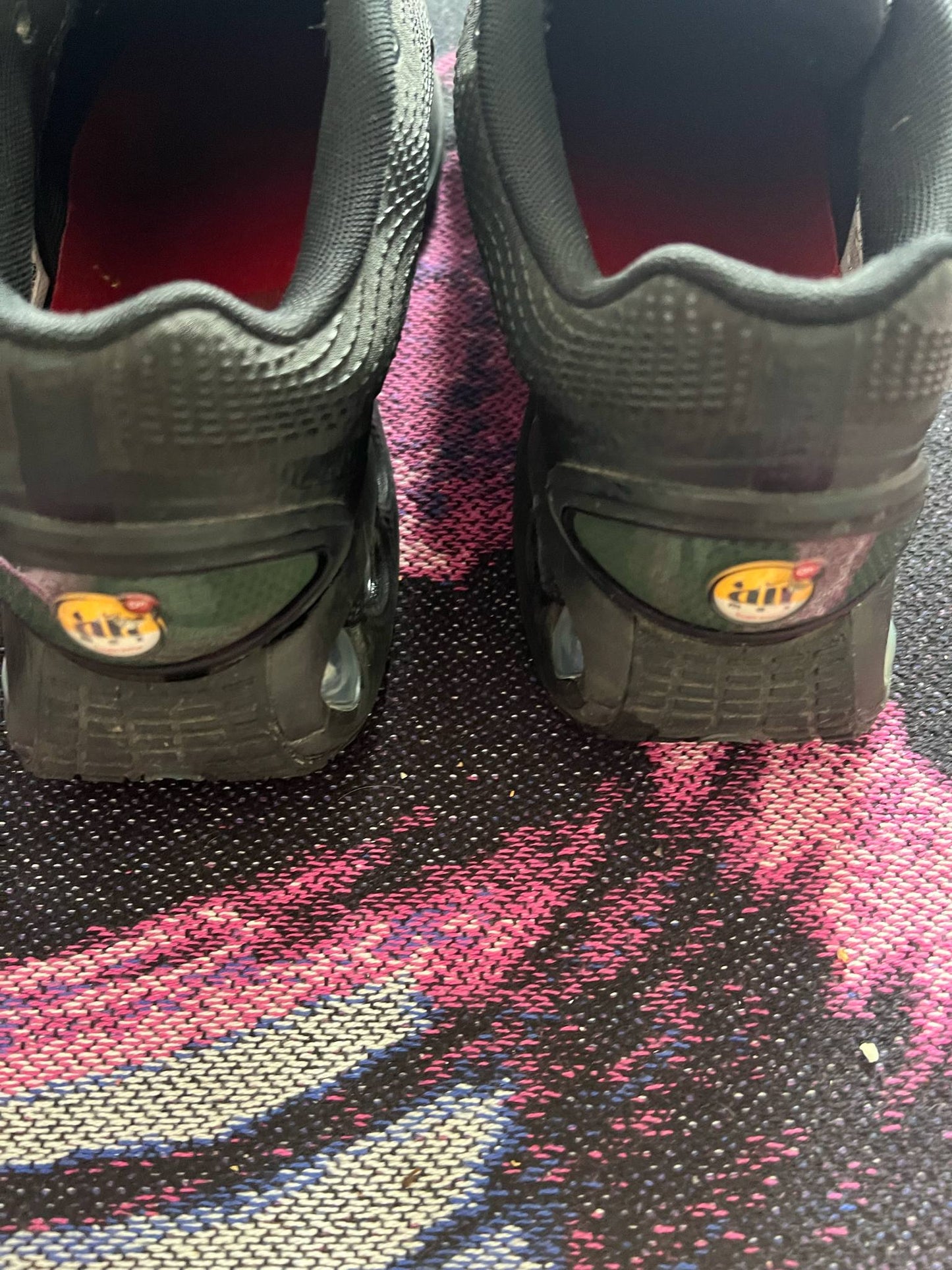 Nike Air Max Dn Supreme Shoes Black